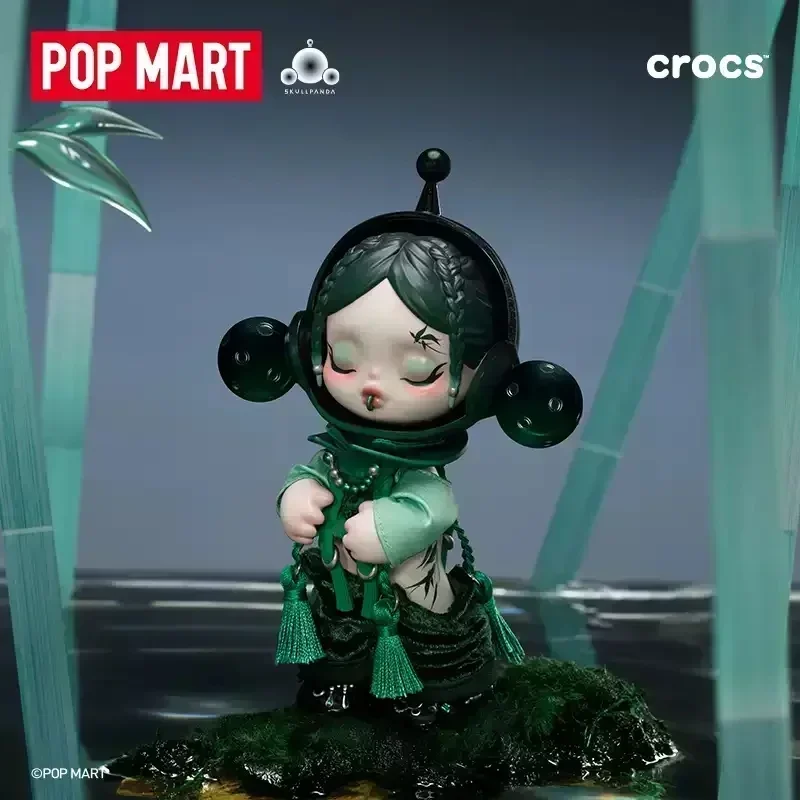POP MART SKULLPANDA X CROCS OO - Model Kit Anime Girl review and price